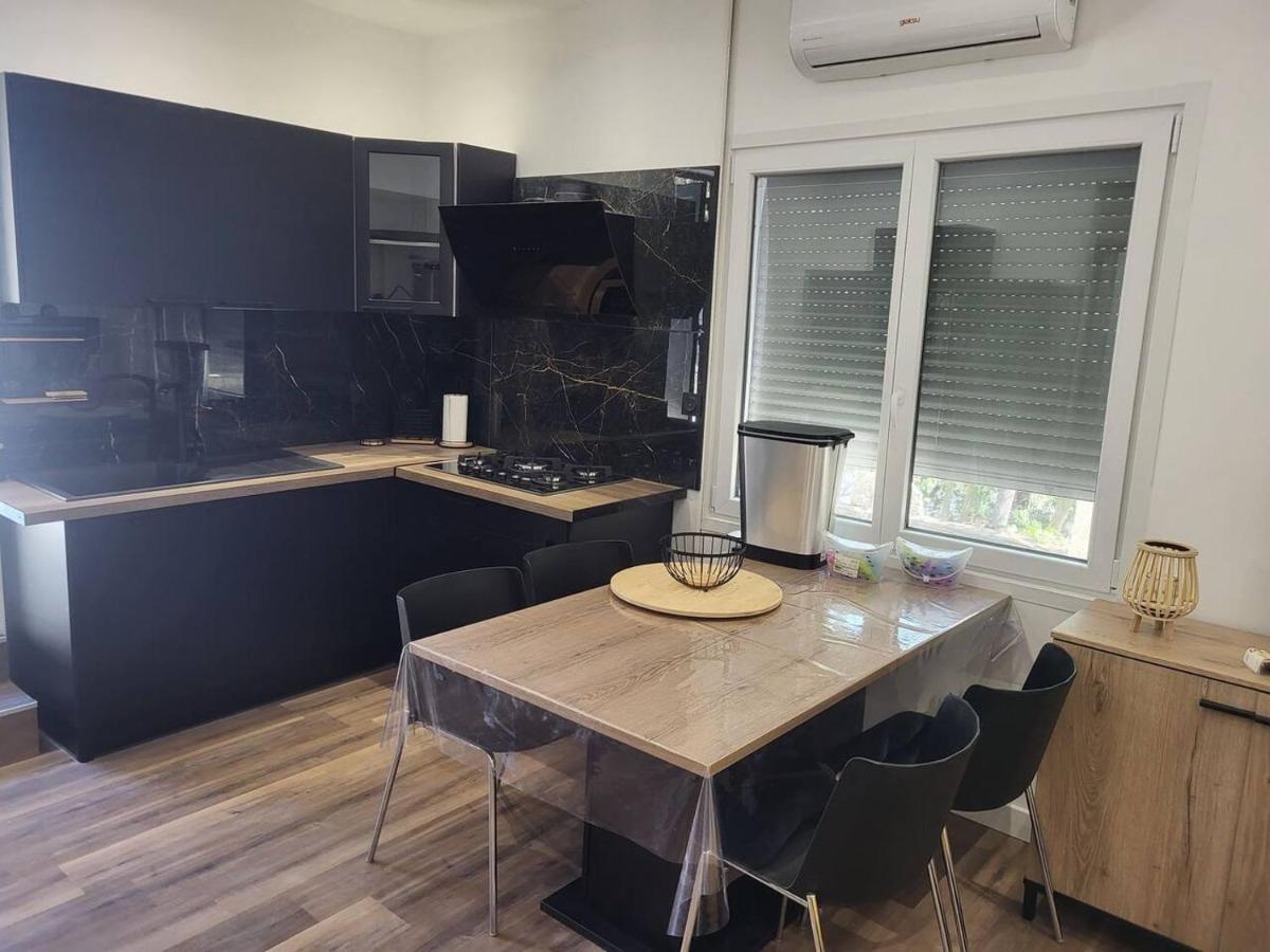 Appartement Jacuzzi Narbona Zewnętrze zdjęcie